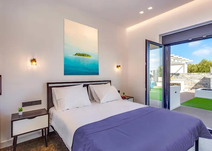 Tropicana By Villa Hersonissos (Crete)