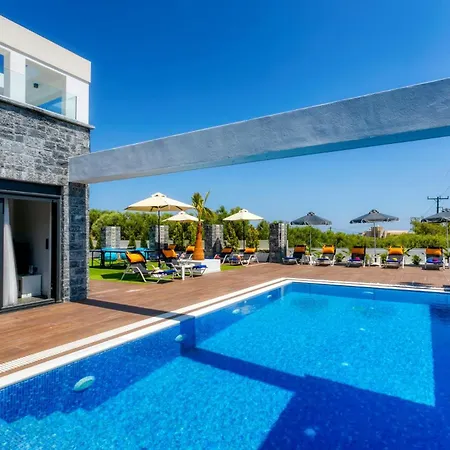 Villa Tropicana By